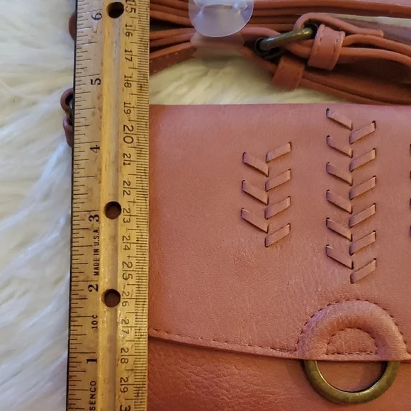 🍀New Universal Thread Pink Crossbody Bag - Picture 9 of 9